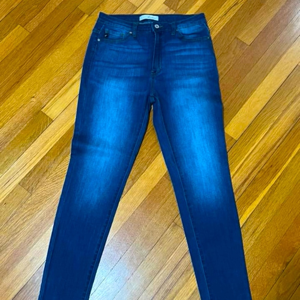 KanCan skinny jeans
